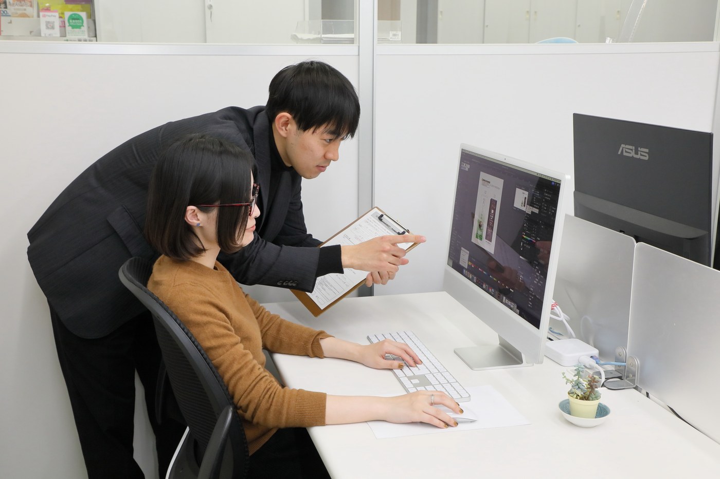 デザインご提案・ご確認の様子